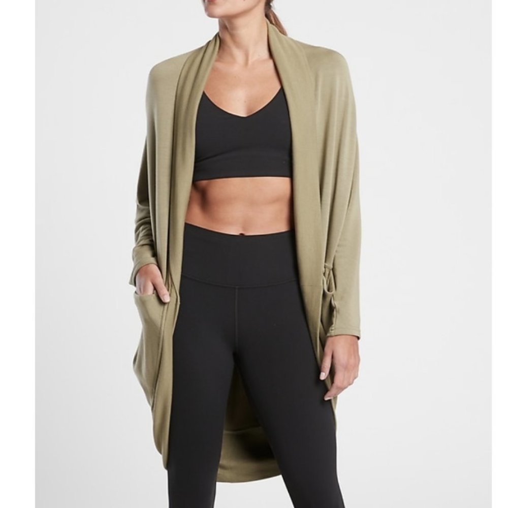 Athleta Ethereal Cocoon Wrap in Shadow Olive